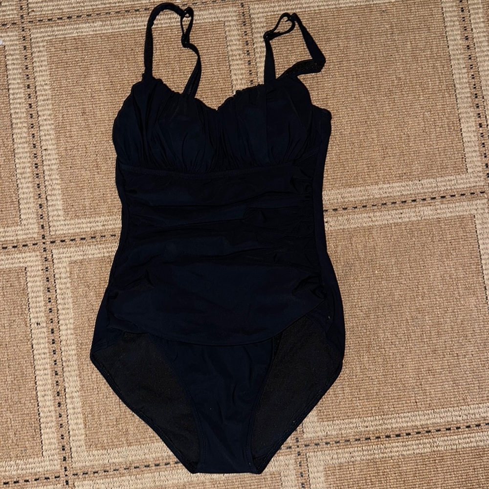 NWOT PROFILE BY GOTTEX 1 PIECE BATHING SUIT